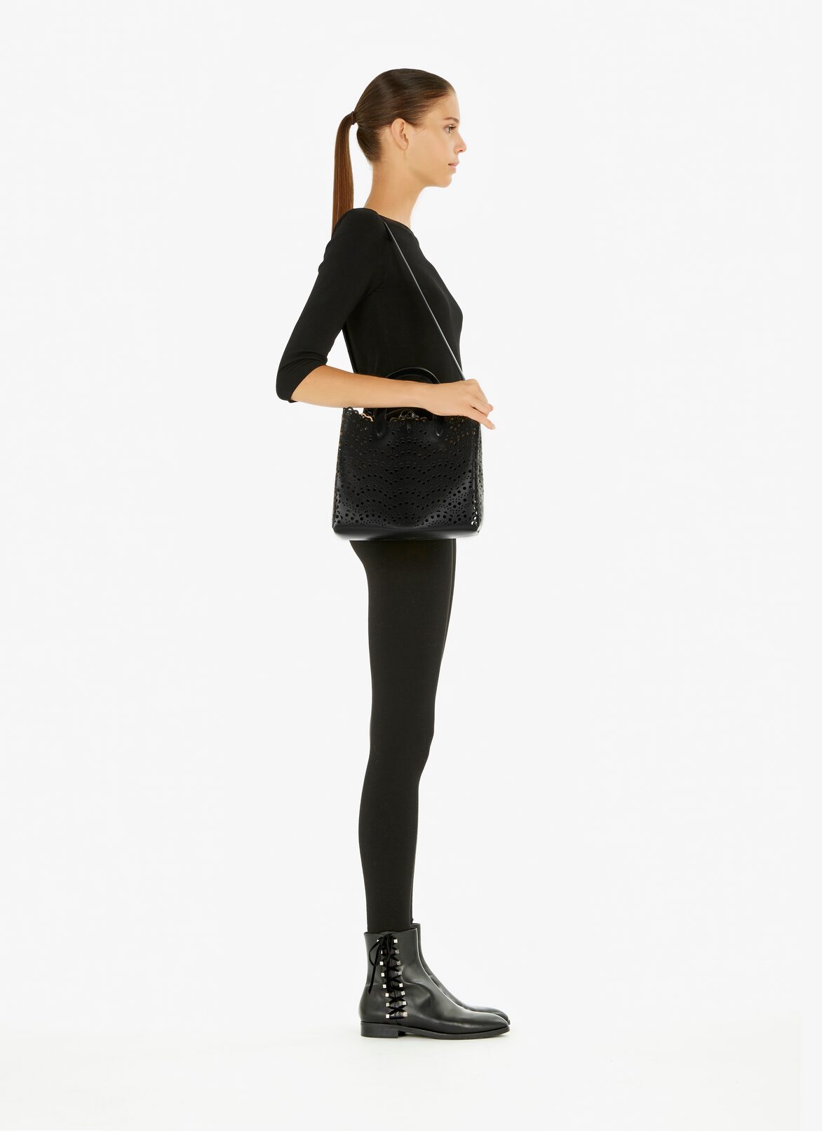 CABAS SMALL MODEL C.LUX MIN.VIENNE VAGUE+AG BLACK ALAÏA SCHWARZ  CABAS SMALL MODEL C.LUX MIN.VIENNE VAGUE+AG BLACK
